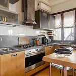 Fleming Hill - Luxury Flat With Garden And Parking