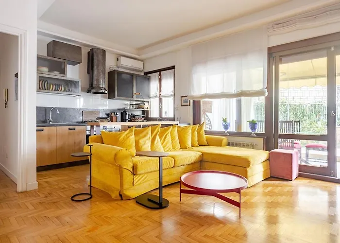 Fleming Hill - Luxury Flat With Garden And Parking
